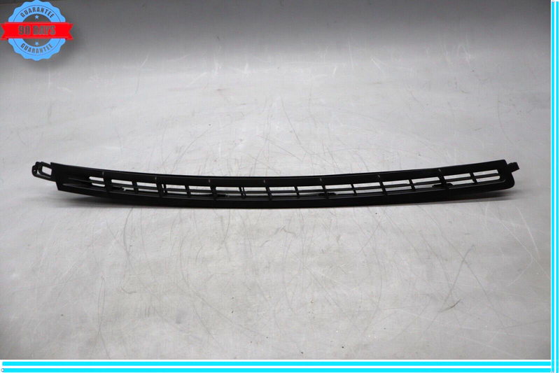 Load image into Gallery viewer, 10-16 Porsche Panamera Right Dash Defrost Vent Grill Grille Trim Panel Oem