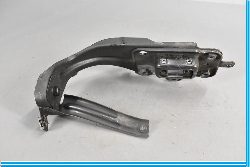 Load image into Gallery viewer, 06-11 Mercedes CLS550 W219 Front Left Bumper Reinforcement Bracket Bar Oem
