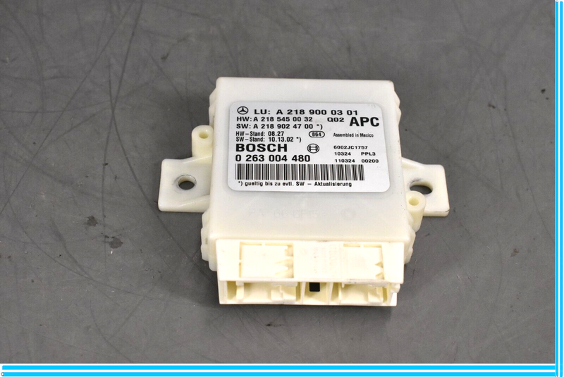 Load image into Gallery viewer, 12-14 Mercedes CLS550 W218 Park Assist Parktronic Sensor Module Control Oem