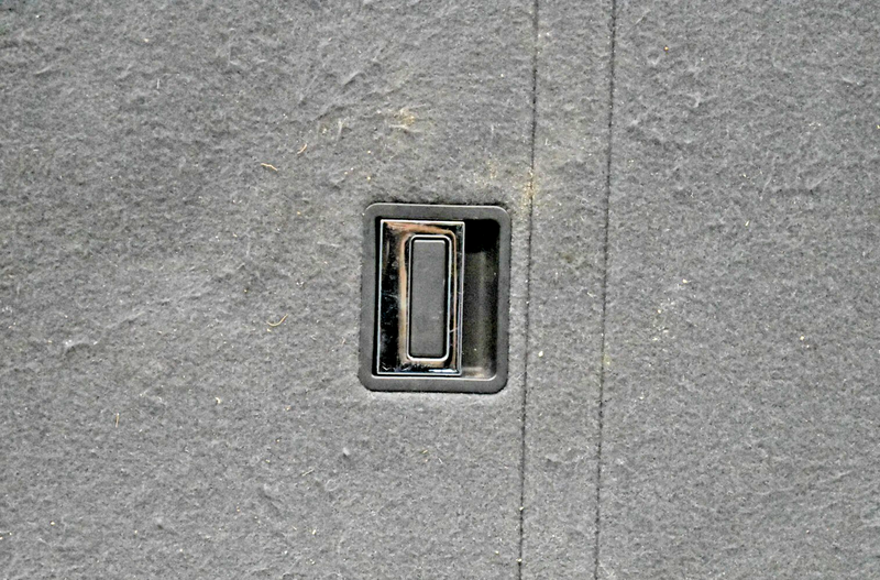 Load image into Gallery viewer, 03-13 Maserati Quattroporte Rear Trunk Floor Carpet Cover Panel 80061606 Oem