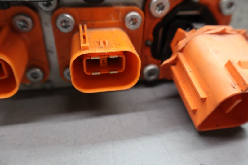 Load image into Gallery viewer, 15-19 Volkswagen E-Golf 5Q Electric High Voltage Battery Charger Unit Oem
