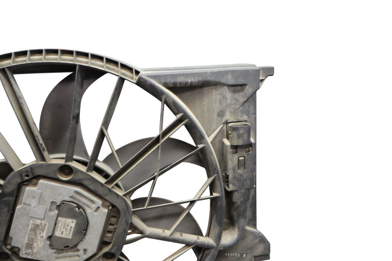 Load image into Gallery viewer, 03-11 Mercedes CLS550 E350 Engine Motor Cooling Radiator Fan Motor Assembly Oem