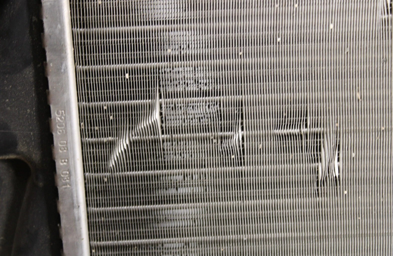 Load image into Gallery viewer, 07-13 Mercedes S600 S550 S400 S65 AMG Engine Water Aux Intercooler Radiator Oem
