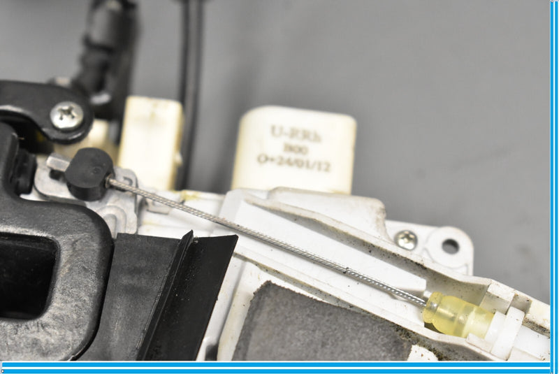 Load image into Gallery viewer, 11-18 Audi A8 Quattro Front Right Door Latch Lock Actuator 4H1837016F Oem