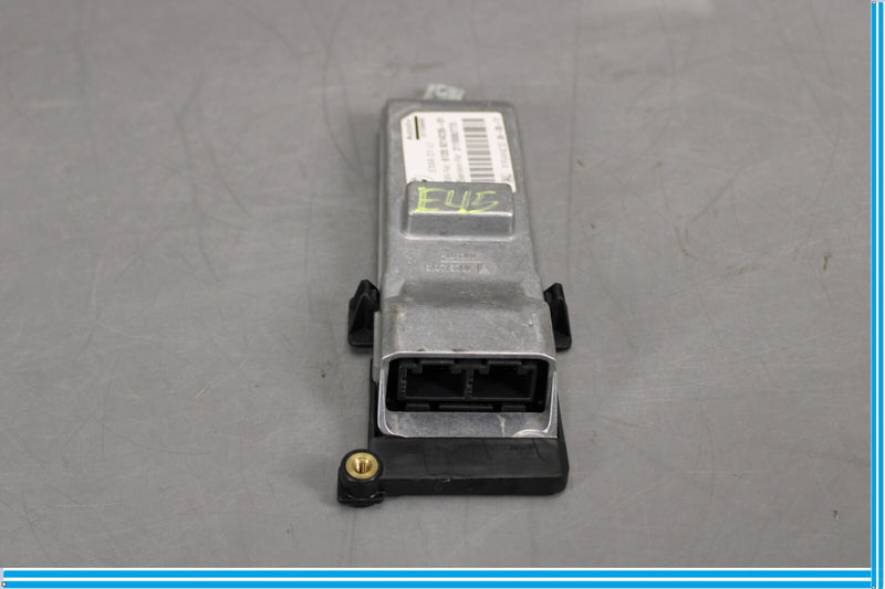 Load image into Gallery viewer, 09-15 BMW 750Li F01 F02 Front Left Side Seat Belt Retractor Module Control Oem