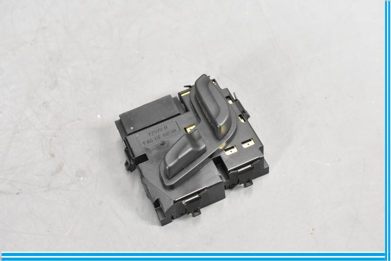 Load image into Gallery viewer, 08-14 Mercedes W204 C250 C350 Front Right Seat Adjustment Control Switch Oem