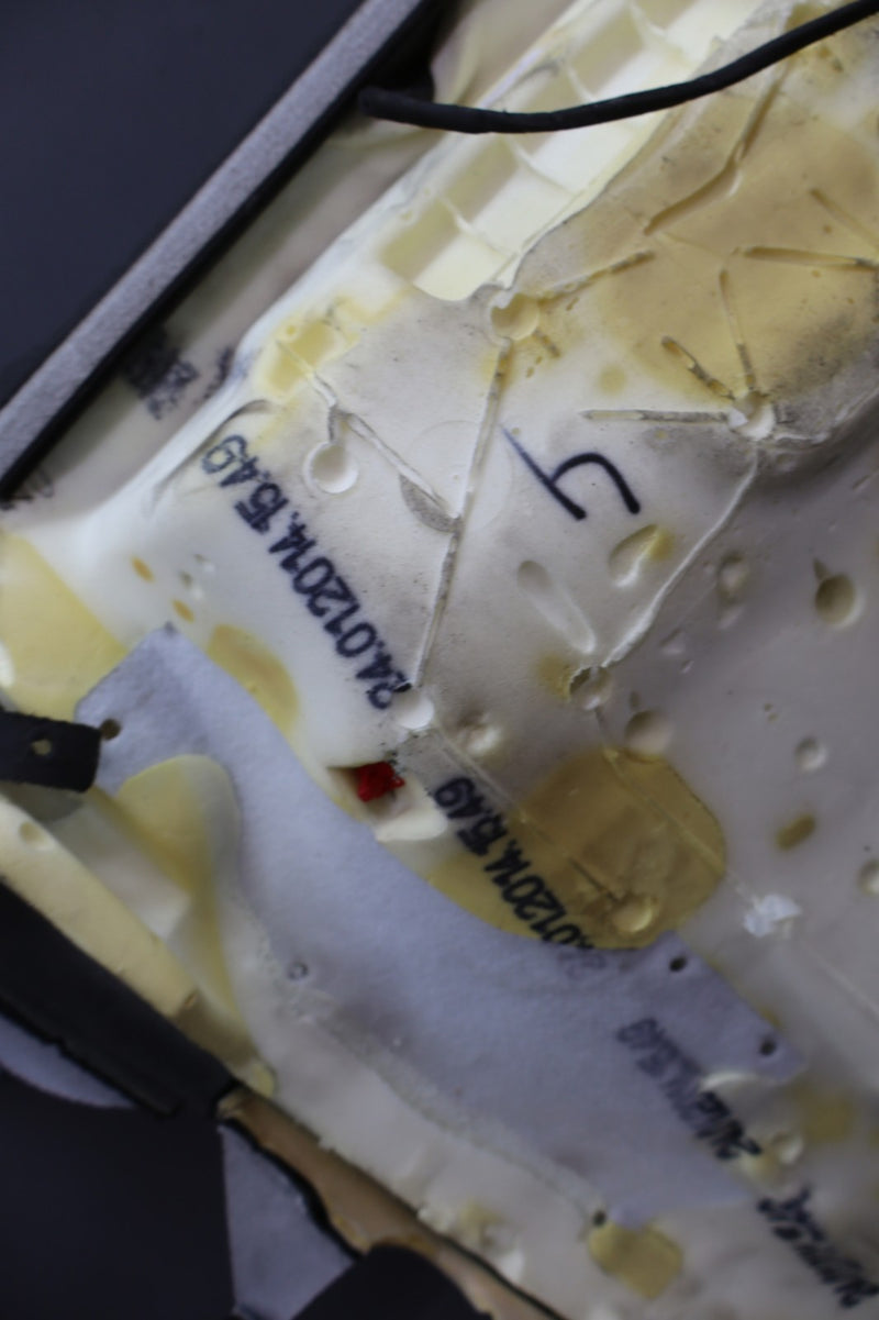 Load image into Gallery viewer, 11-18 Porsche Cayenne 958 Front left Side Lower Seat Bottom Cushion Cover Oem