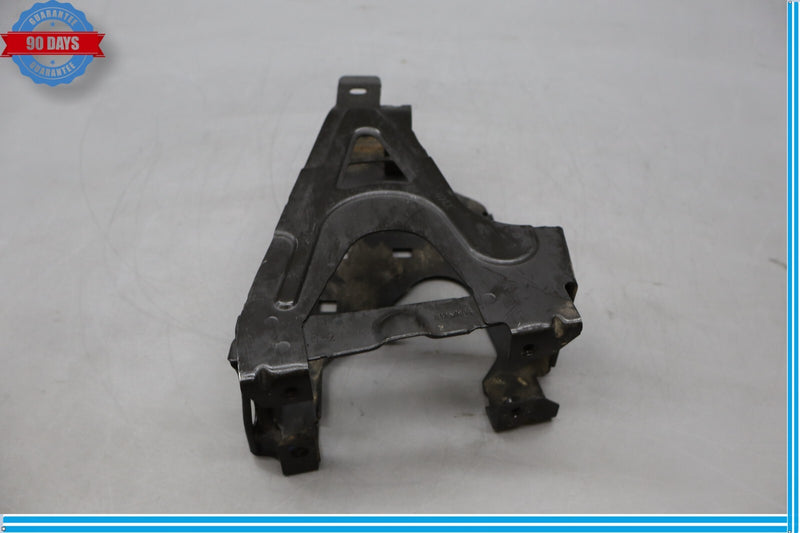 Load image into Gallery viewer, 09-15 BMW 750Li xDrive Right Passenger Side Air Intake Channel Duct W/ Brack Oem