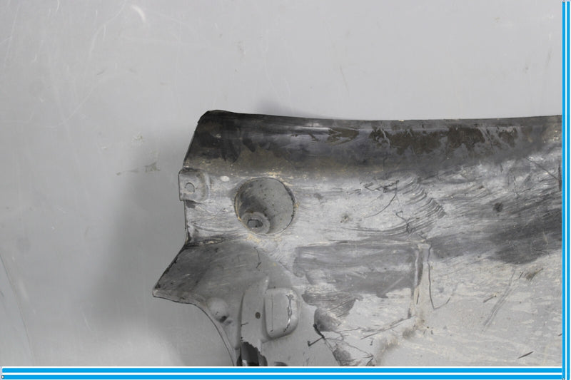 Load image into Gallery viewer, 08-14 Mercedes W204 C250 E350 Front Left Side Section Inner Fender Liner Oem