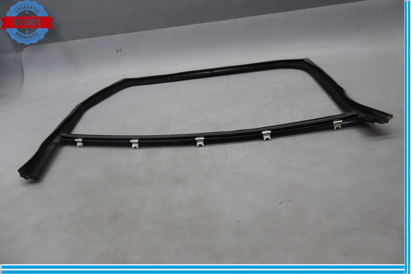 Load image into Gallery viewer, 14-17 Land Rover Range Sport Rear Right Side Door Window Rubber Impact Strip Oem