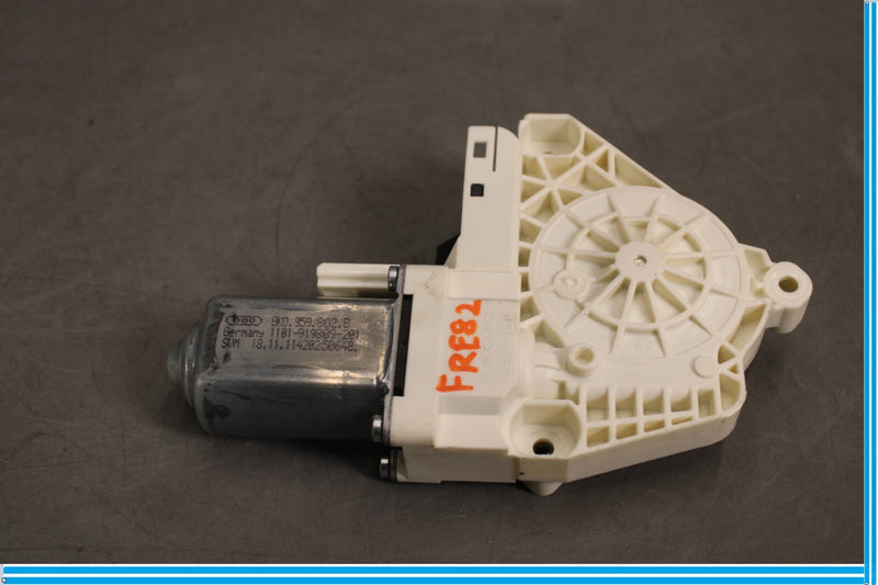 Load image into Gallery viewer, 11-16 Porsche Cayenne Front Right Side Door Window Regulator Motor Oem
