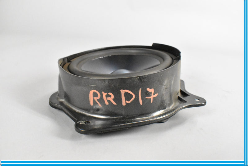 Load image into Gallery viewer, 07-13 Mercedes S550 S600 W221 Rear Right Door Audio Speaker 2218203702 Oem