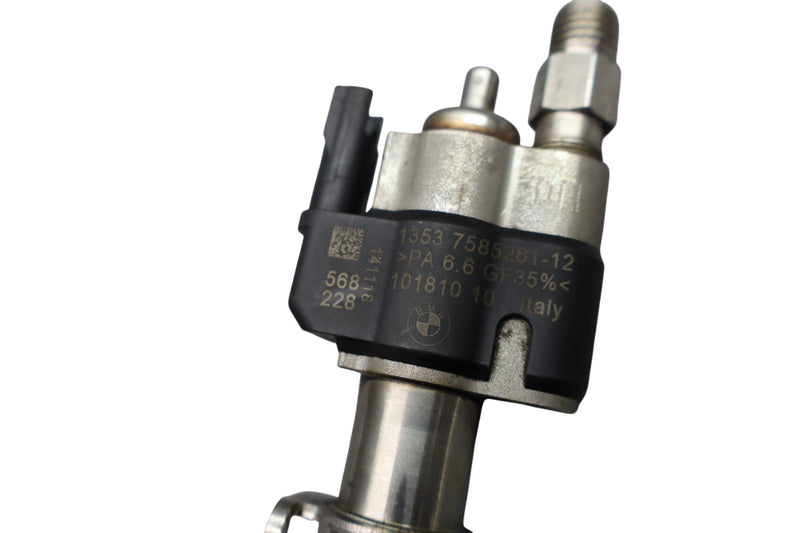 Load image into Gallery viewer, 09-19 BMW 650i 740i 740Li 750i Engine Fuel Injector 13538616079 Oem