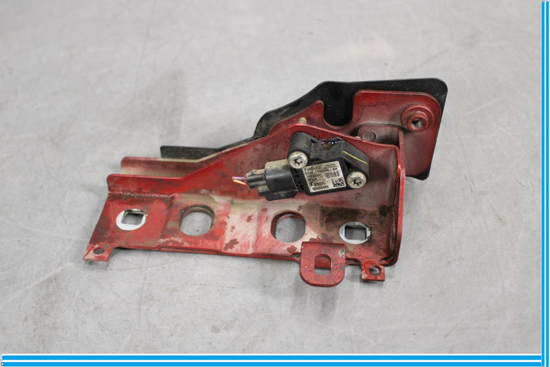Load image into Gallery viewer, 10-13 Land Rover Range Rover Sport Front Left Driver Side Chassis Bracket Oem