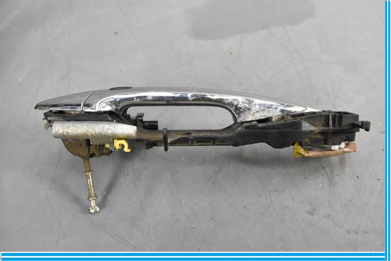 Load image into Gallery viewer, 07-17 Lexus LS460 LS460L Front Left Exterior Door Handle Oem