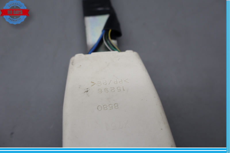 Load image into Gallery viewer, 07-12 Lexus LS460 LS460L Front Right Passenger Side Seat Belt Buckle Oem