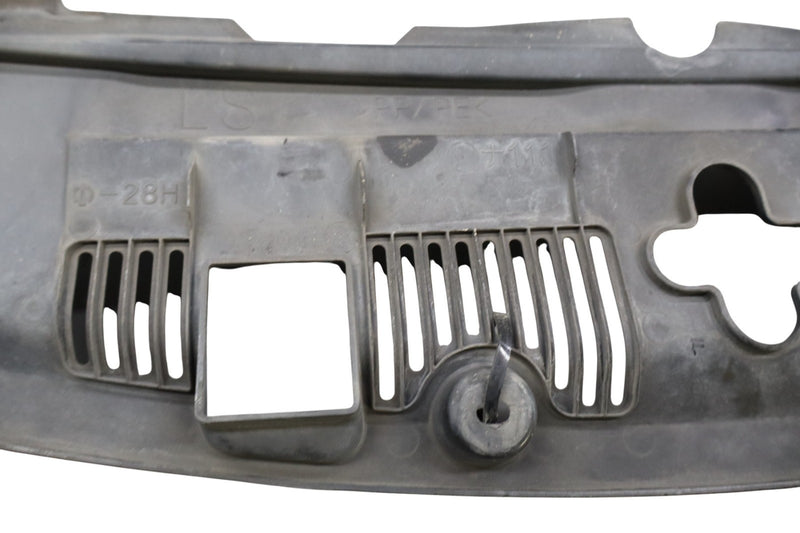 Load image into Gallery viewer, 07-12 Lexus USF40 LS460 Radiator Upper Air Intake Deflector Duct Cover Trim Oem