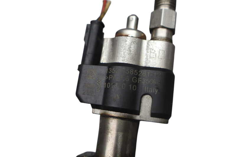 Load image into Gallery viewer, 07-17 BMW 650i 740i 740Li 750i Engine Fuel Injector 13538616079 Oem