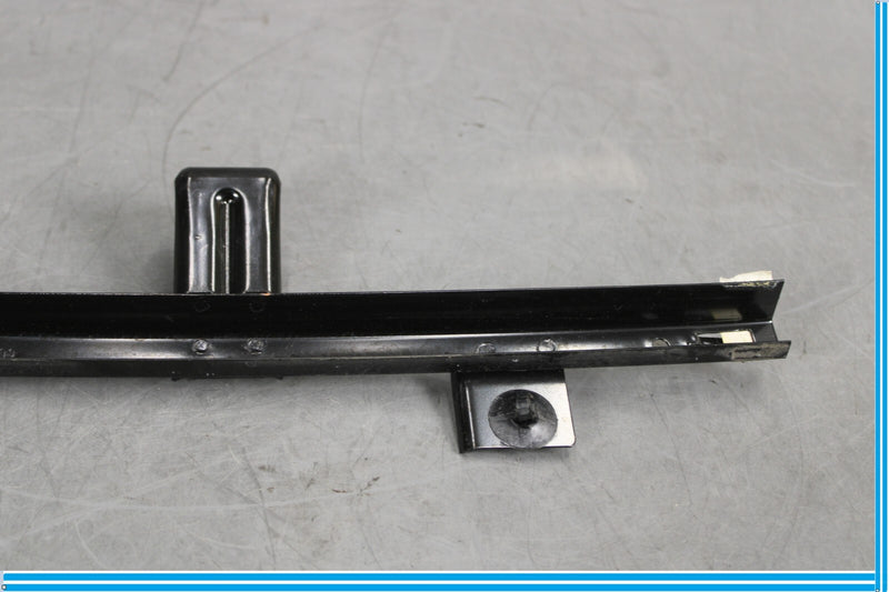 Load image into Gallery viewer, 06-13 Land Rover Range Rover Sport Front Right Side Door Window Glass Guide Oem