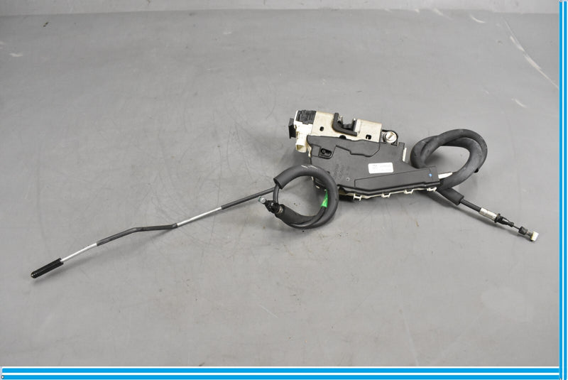 Load image into Gallery viewer, 14-17 Maserati Ghibli Rear Right Passenger Side Door Lock Latch Actuator Oem