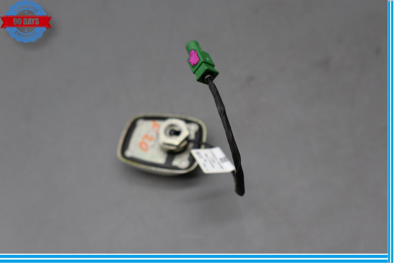 Load image into Gallery viewer, 11-18 Porsche Cayenne Rear Upper Roof Exterior Satellite Antenna Module Oem