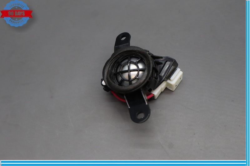 Load image into Gallery viewer, 09-16 Hyundai Equus SIG Rear Right Passenger Side Door Panel Speaker Tweeter Oem