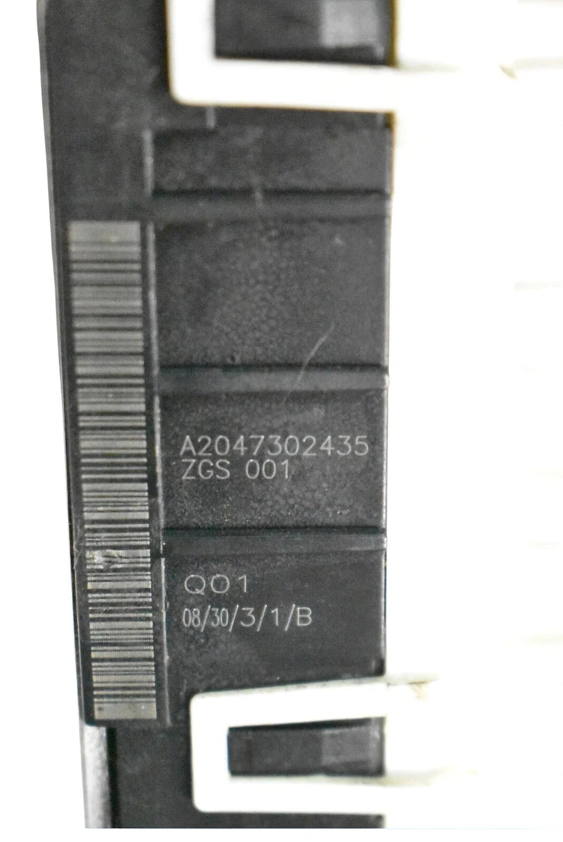 Load image into Gallery viewer, 08-14 Mercedes W204 C250 Rear Right Side Door Lock Latch Actuator 2047302435 OEM