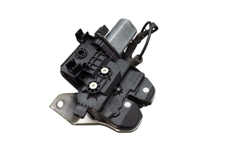 Load image into Gallery viewer, 10-16 Porsche Panamera 970 Rear Trunk Lid Liftgate Lock Latch Actuator Oem
