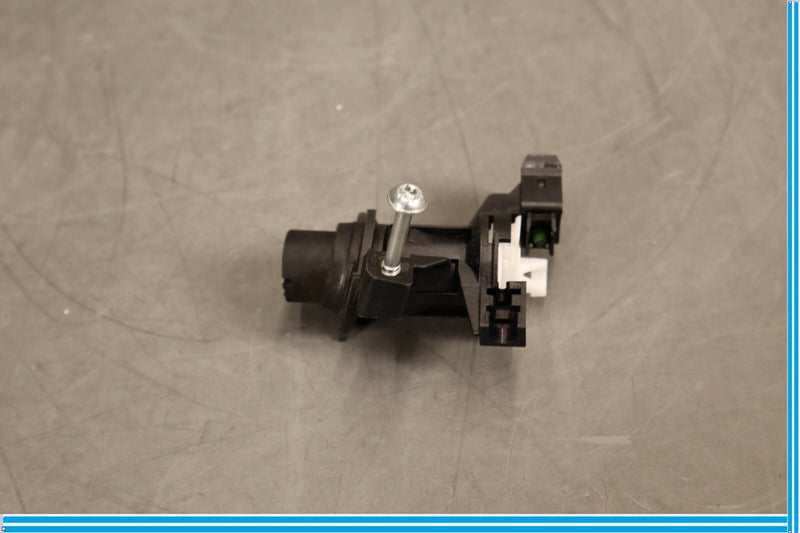 Load image into Gallery viewer, 08-20 Mercedes E350 E550 C300 C250 W207 Rear Trunk Lid Latch Lock Cylinder Oem