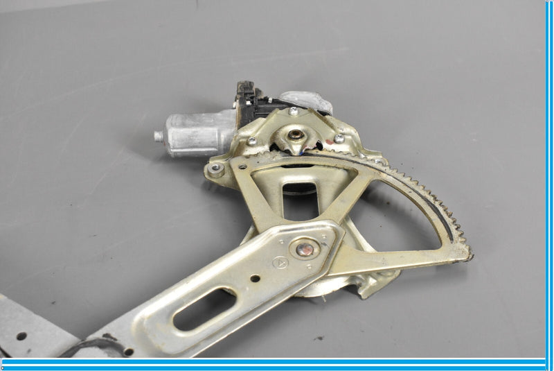 Load image into Gallery viewer, 07-17 Lexus LS460 LS460L Front Right Passenger Side Window Regulator Motor Oem
