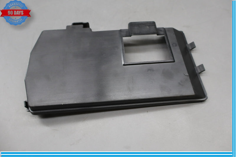 Load image into Gallery viewer, 12-18 Mercedes CLS550 CLS63 Dynamic Seat Vacuum Pump Motor Foam Cover Oem