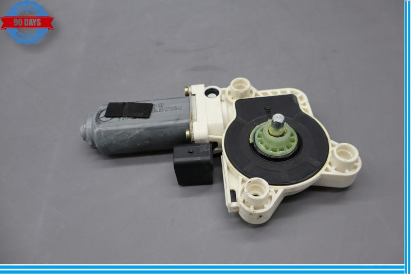 Load image into Gallery viewer, 00-06 Mercedes S600 S500 W220 Rear Right Side Window Regulator Motor Oem