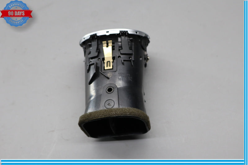 Load image into Gallery viewer, 12-14 Mercedes C250 C350 Right Side Dash AC A/C Air Vent Grill Black Oem