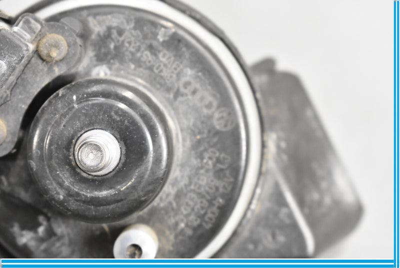 Load image into Gallery viewer, 08-17 Audi A4 Low Tone Safety Horn Oem