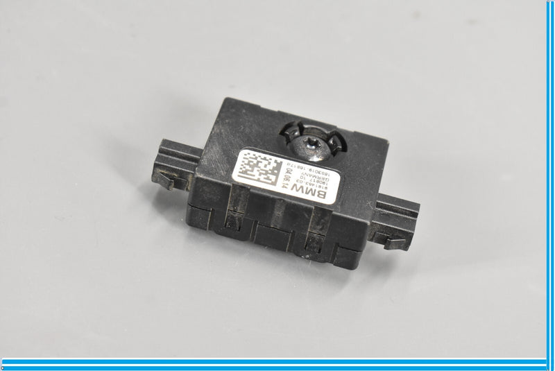 Load image into Gallery viewer, 12-15 BMW E84 X1 Aerial Antenna Amplifier Diversity Module Oem