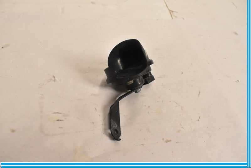 Load image into Gallery viewer, 09-15 BMW 750i 750Li F01 Front Left Driver High Tone Pitch Horn Signal OEM