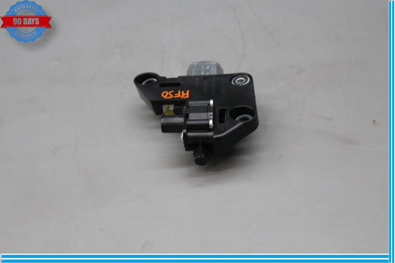 Load image into Gallery viewer, 09-15 BMW 750i F01 F02 F10 Rear Right Passenger Door Window Sun Shade Motor Oem