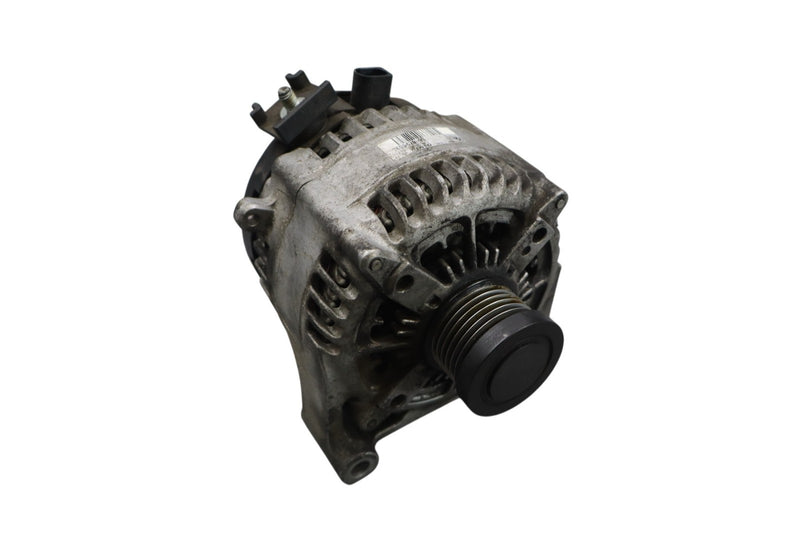 Load image into Gallery viewer, 12-18 BMW 320i 328i 428i F30 Engine Alternator Generator Assembly 14V 170A Oem