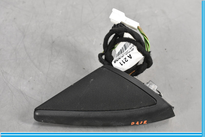 Load image into Gallery viewer, 06-11 Mercedes CLS550 W219 Front Right Side Door Tweeter Speaker Cover Oem