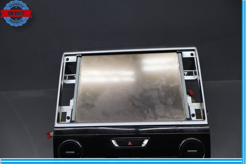 Load image into Gallery viewer, 14-17 Maserati Quattro Front Display Monitor And Radio Receiver CD Player Oem