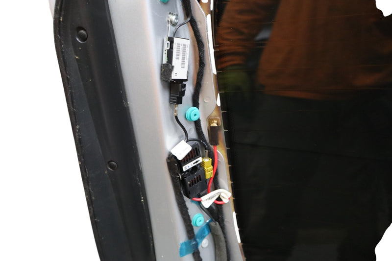 Load image into Gallery viewer, 12-16 Tesla Model S Rear Trunk Liftgate Tailgate Lid Shell Assembly Oem