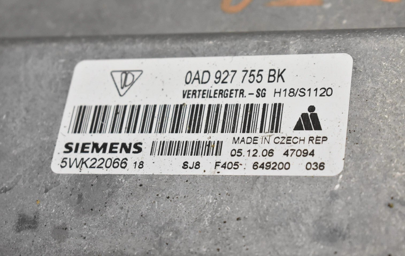 Load image into Gallery viewer, 08-10 Porsche Cayenne 957 A/T Transfer Case Control Module Unit 0AD927755BK Oem