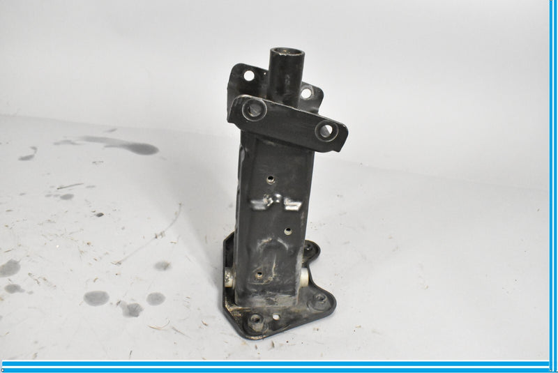 Load image into Gallery viewer, 07-14 Mercedes CL550 CL600 W216 Front Right Bumper Reinforcement Bracket Oem