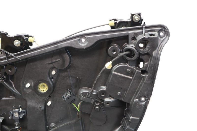 Load image into Gallery viewer, 14-18 Mercedes CLA250 C117 Front Right Passenger Side Door Window Regulator Oem