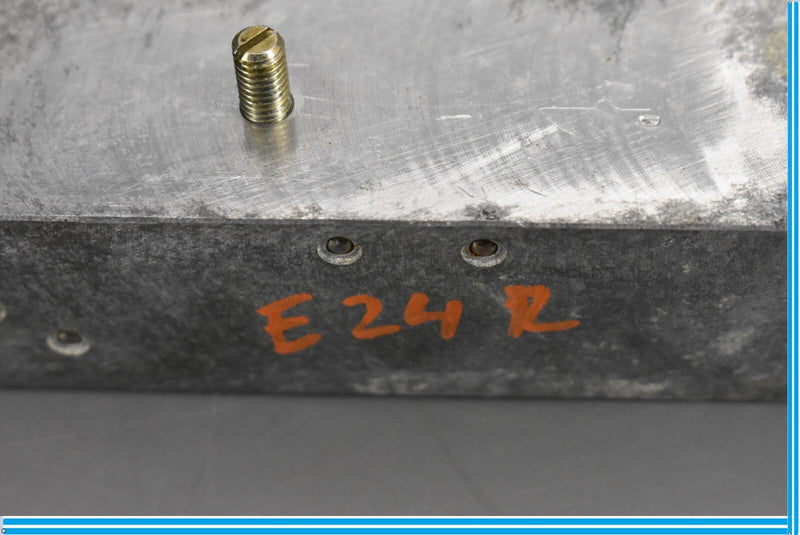 Load image into Gallery viewer, 90-02 Mercedes R129 SL320 Left Driver Side Convertible Top Hydraulic Valve Oem