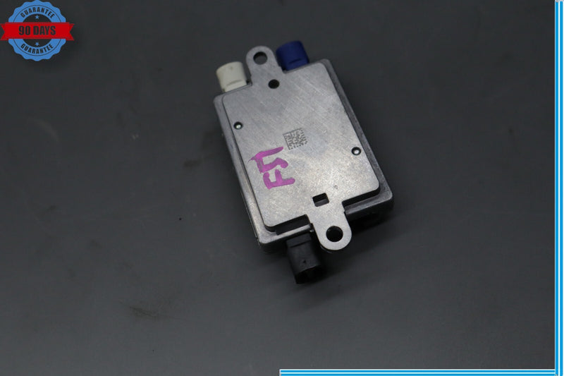 Load image into Gallery viewer, 09-15 BMW 750Li F01 F02 Usb Hub Audio Interface Antenna Control Module Oem