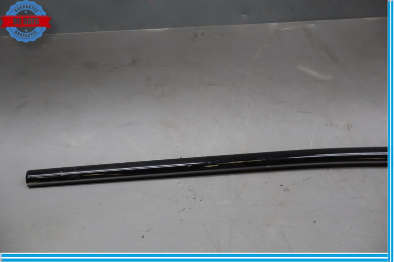 Load image into Gallery viewer, 14-20 Maserati Ghibli M157 Rear Right Passenger Side Door Window Molding Oem