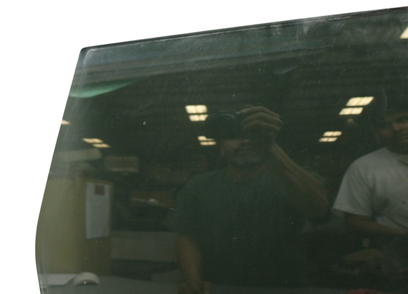 Load image into Gallery viewer, 11-18 Porsche Cayenne 958 Rear Right Passenger Side Door Window Glass Oem