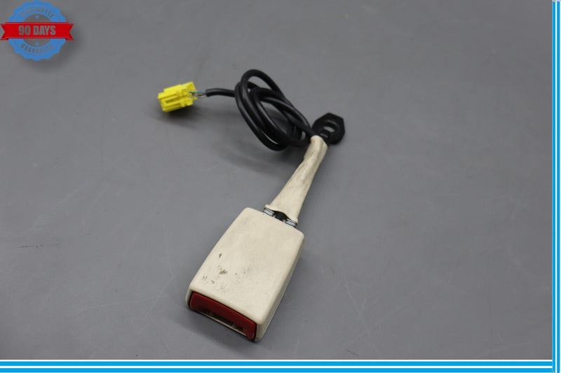Load image into Gallery viewer, 03-06 Mercedes R230 SL500 SL55 AMG Front Left Driver Side Seat Belt Buckle Oem