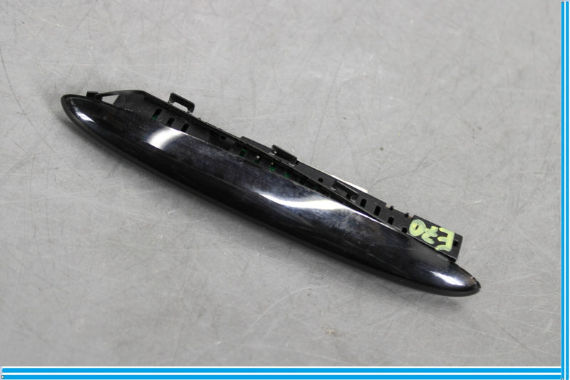 Load image into Gallery viewer, 07-13 Mercedes S400 S550 W221 Rear Overhead Dome Light Lamp Parking Sensor Oem